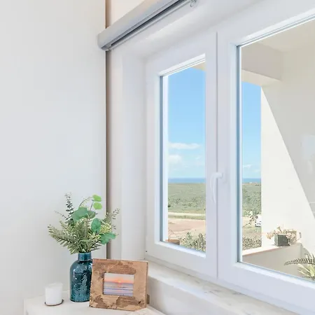 Bela Vista_cozy With Sea View Apartamento Praia da Arrifana